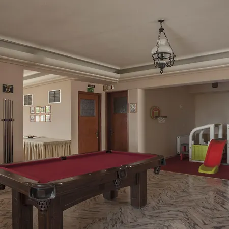Corali Hotel