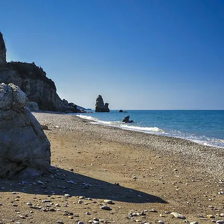 Corali فندق كيمي